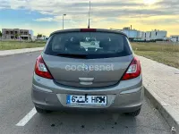 Usado Opel Corsa Selective 85 CV (62 kW) 2013 Gris / plata Utilitario