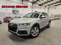 Usado Audi Q5 Ambiente 163 CV (119 kW) 2021 Gris / plata SUV