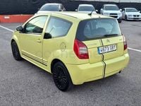 Usado Citroën C2 VTR Sport 70 CV (51 kW) 2008 Amarillo Utilitario