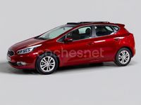 Usado Kia Ceed 100 CV (73 kW) 2012 Granate Utilitario