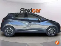 Usado Nissan Micra Acenta 101 CV (74 kW) 2020 Gris Utilitario