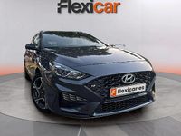 Usado Hyundai i30 N Line 120 CV (88 kW) 2023 Gris Familiar