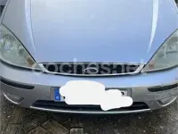 Usado Ford Focus Ambiente 100 CV (73 kW) 2003 Gris / plata Familiar