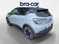 Usado Renault Captur Techno 90 CV (66 kW) 2025 Gris SUV