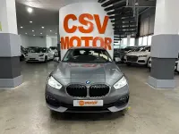 Usado BMW 118 136 CV (100 kW) 2023 Gris / plata Utilitario