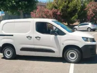 Usado Peugeot Partner 75 CV (55 kW) 2019 Blanco Monovolumen
