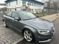 usado Audi A3 Lim. 1.6 TDI *AUTOMATIK*NAVI*XENON*PDC*