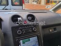 Usado VW Caddy Comfortline 102 CV (75 kW) 2011 Negro Monovolumen