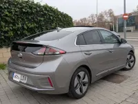 Usado Hyundai Ioniq Style 141 CV (103 kW) 2020 Gris Utilitario