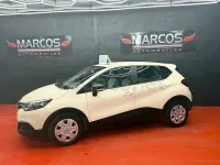 Usado Renault Captur Intens 90 CV (66 kW) 2014 Beige SUV