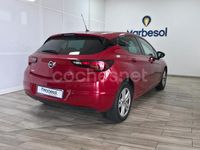 Usado Opel Astra Selective 110 CV (80 kW) 2020 Granate Berlina