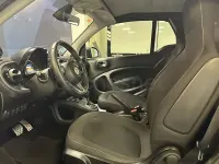 Usado Smart ForTwo Cabrio 90 CV (66 kW) 2017 Negro Descapotable