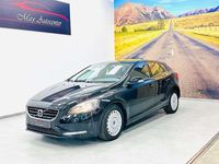 Usado Volvo V40 Inscription 120 CV (88 kW) 2016 Negro Utilitario
