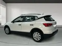 Usado Seat Arona Ecomotive 95 CV (69 kW) 2018 Blanco SUV