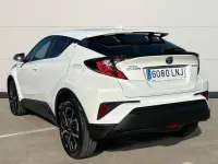Używany Toyota C-HR Active 122 KM (89 kW) 2021 Biały SUV