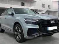 Usado Audi Q8 286 CV (210 kW) 2022 Gris SUV