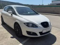Usado Seat Leon Reference 105 CV (77 kW) 2012 Blanco