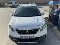 Usado Peugeot 2008 Allure 110 CV (80 kW) 2019 Blanco SUV