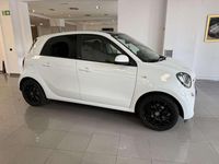 Usado Smart ForFour Passion 90 CV (66 kW) 2017 Blanco Utilitario
