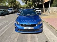 Usado Kia Ceed 115 CV (84 kW) 2019 Azul Utilitario