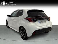 Usado Toyota Yaris Hybrid Style 116 CV (85 kW) 2022 Blanco Berlina
