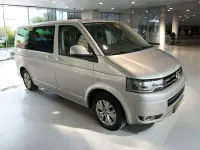Usado VW Multivan Comfortline 114 CV (83 kW) 2014 Gris / plata Monovolumen