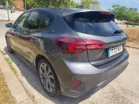 Usado Ford Focus ST-Line 155 CV (114 kW) 2023 Gris / plata Berlina