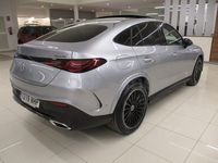 Usado Mercedes GLC220 197 HP (144 kW) 2025 Cinzento Coupé