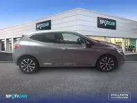 Usado Renault Clio Techno 91 CV (66 kW) 2023 Gris Utilitario