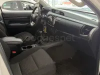 Usado Toyota HiLux 150 CV (110 kW) 2021 Blanco Pickup/Camioneta