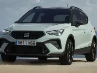Usado Seat Arona Ecomotive 116 CV (85 kW) 2017 Burdeos SUV