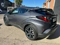 Usado Toyota C-HR Advance 184 CV (135 kW) 2022 Gris / plata SUV