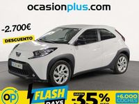 Usado Toyota Aygo Play 72 CV (52 kW) 2024 Blanco Utilitario