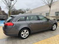 Usado Opel Insignia Sport 130 CV (95 kW) 2010 Gris / plata Familiar