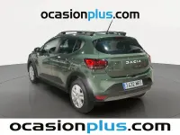 Usado Dacia Sandero Expression 91 CV (66 kW) 2024 Verde Utilitario