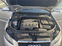 Usado Audi A3 Ambition 140 CV (102 kW) 2011 Gris / plata Utilitario