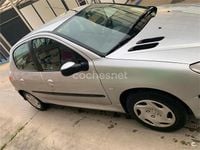Usado Peugeot 206 70 CV (51 kW) 2003 Gris / plata Berlina