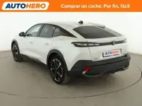 Usado Peugeot 408 Allure 181 CV (133 kW) 2024 Blanco SUV