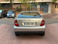 Usado Citroën C5 117 CV (86 kW) 2004 Gris / plata Berlina