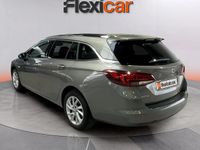 Usado Opel Astra Dynamic 151 CV (111 kW) 2019 Gris Berlina