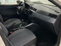 Usado Seat Arona Ecomotive 95 CV (69 kW) 2019 Blanco SUV