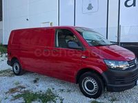 Usado VW Multivan 114 CV (83 kW) 2019 Granate Monovolumen