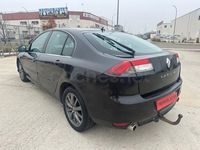 Usado Renault Laguna III 130 CV (95 kW) 2010 Negro Berlina