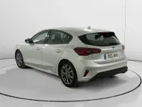 Używany Ford Focus ST-Line 125 KM (91 kW) 2023 Szary Sedan/Limuzyna