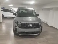 Nuevo Ford Tourneo Courier Active 125 CV (91 kW) 2026 Gris / plata Monovolumen