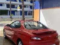 Usado Hyundai Coupé 114 CV (83 kW) 1998 Rojo Coupe