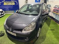 Usado Renault Clio II Dynamique 105 CV (77 kW) 2008 Gris / plata Berlina
