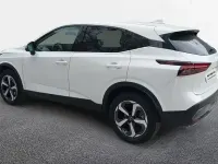 Usado Nissan Qashqai N-Connecta 158 CV (116 kW) 2023 Sapporo white (sólido) SUV
