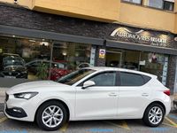 Usado Seat Leon Style 115 CV (84 kW) 2021 Blanco Berlina
