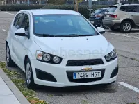 Usado Chevrolet Aveo LT 84 CV (61 kW) 2011 Blanco Berlina